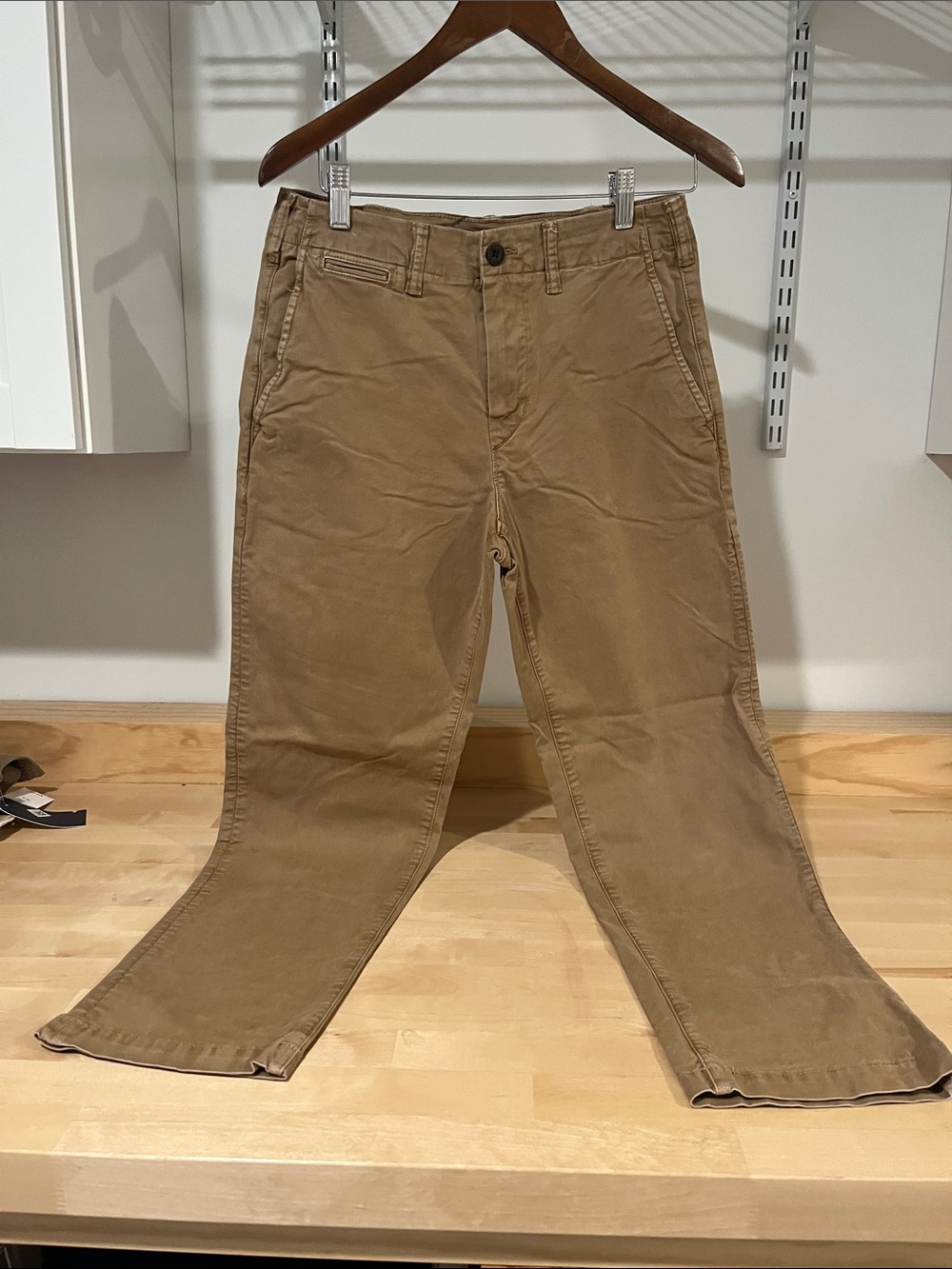 American Eagle Outfitters Men's Tan Chino Pants